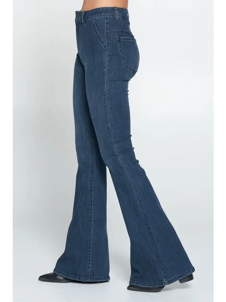 High Waisted Lifting Flare Jeans